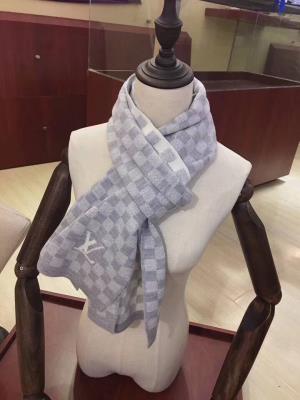 LV Scarf-63